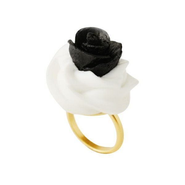 Black Rose | Q-pot. ONLINE SHOP