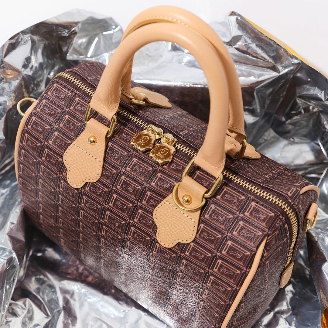 チョコレート・ミニ ボストンバッグ | Q-pot. ONLINE SHOP