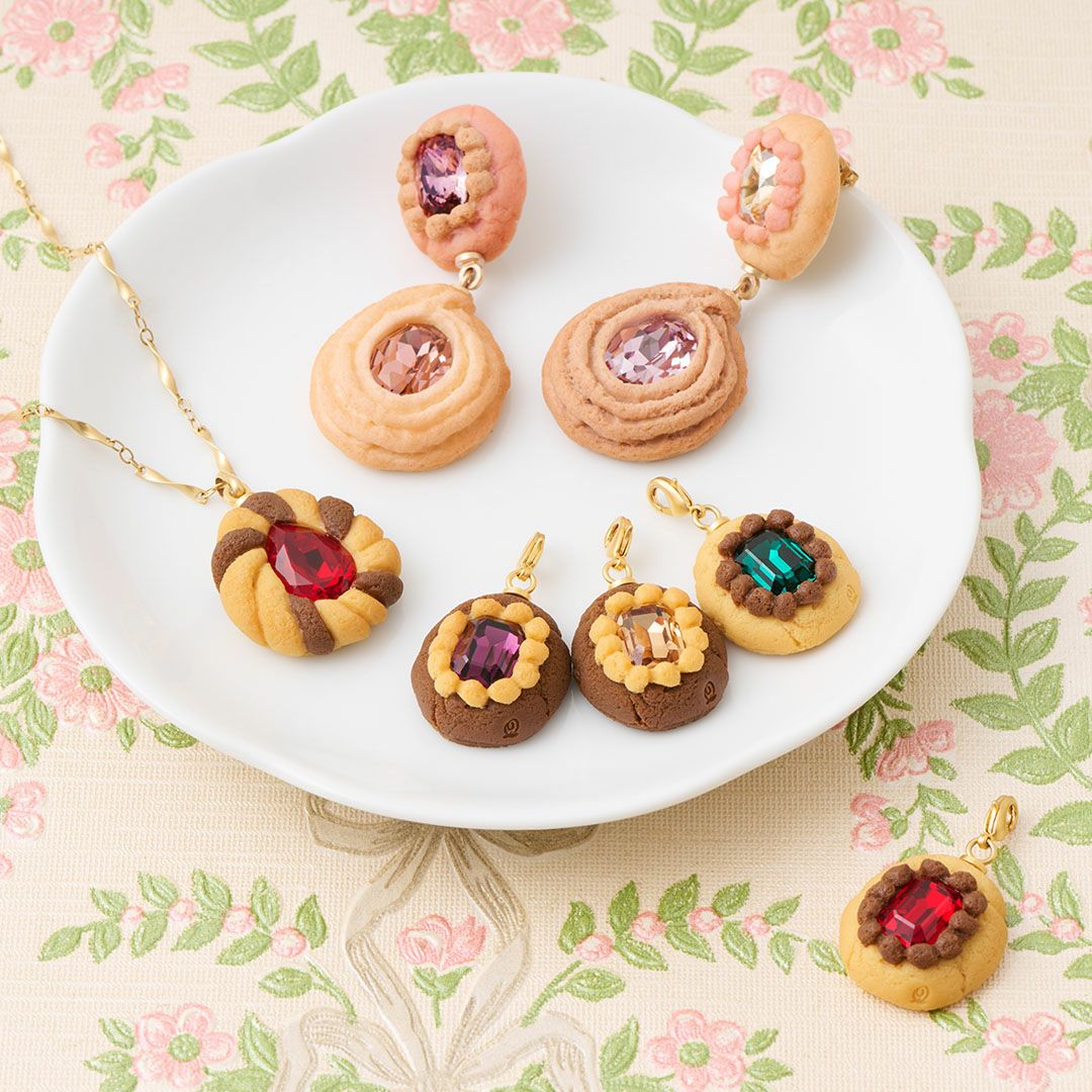 残り1点】ジュエルクッキー チャーム ストロベリー | Q-pot. ONLINE SHOP