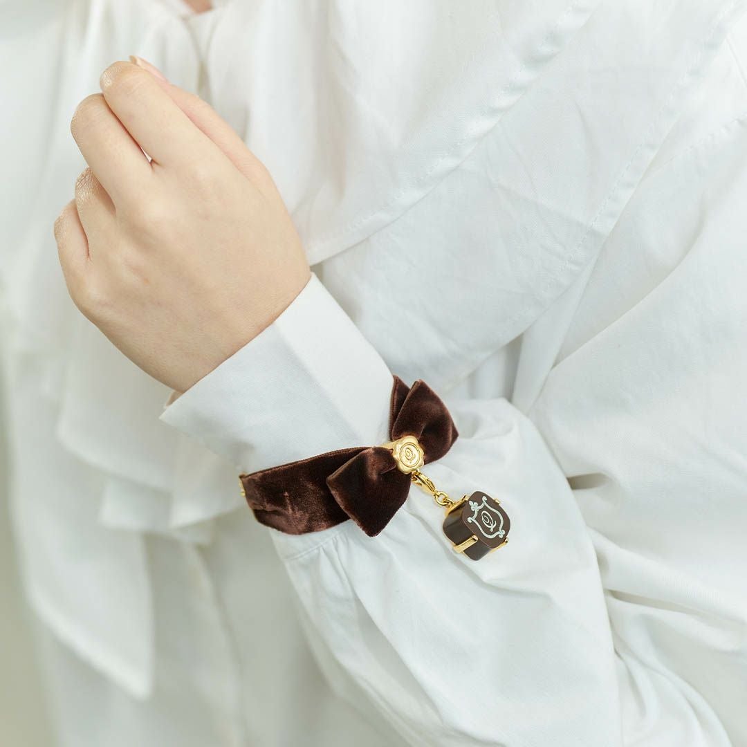 ブレスレット/エラベルシアワセ ベルベットリボン(ブラウン) | Q-pot