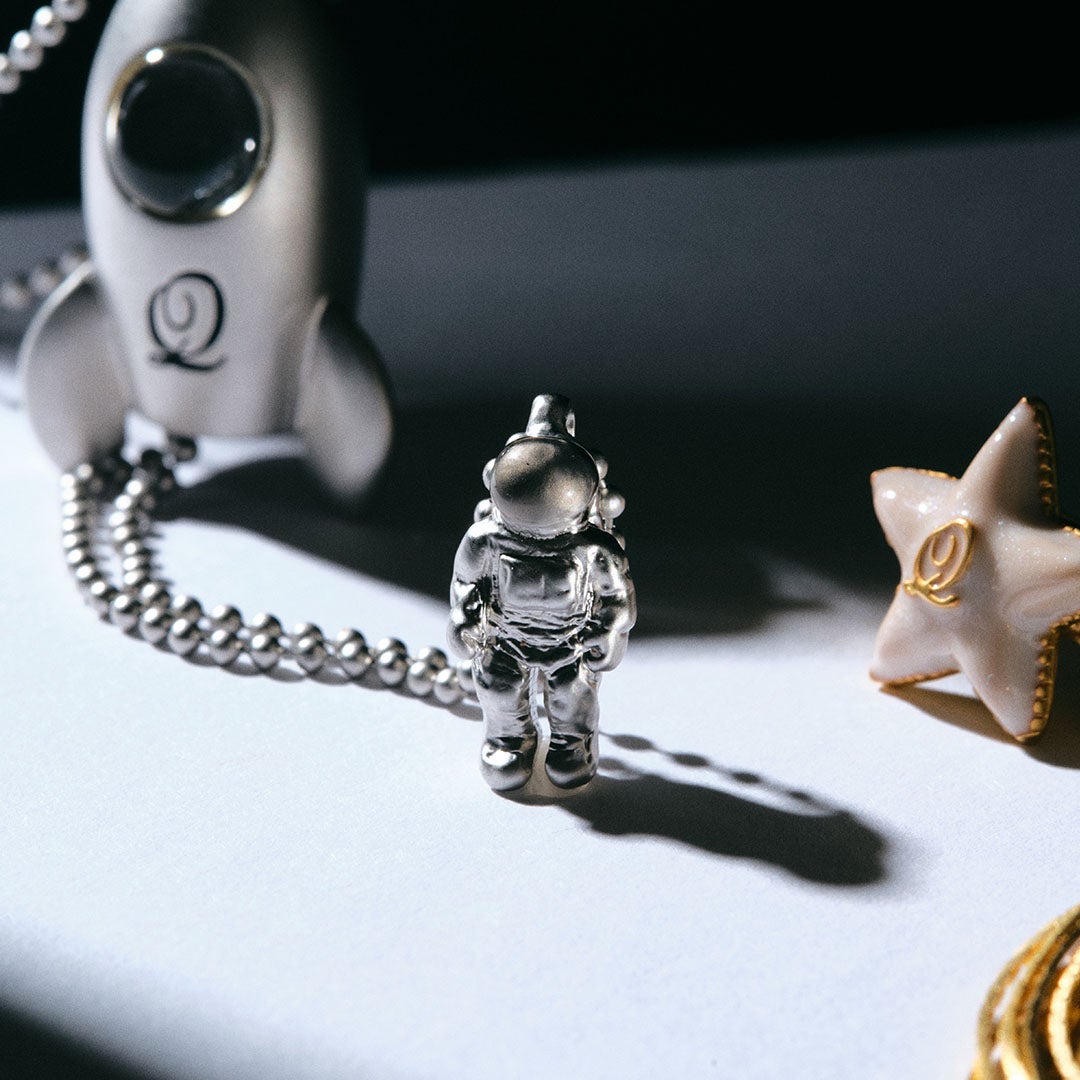 月ロケットと宇宙飛行士の置物　金属製　作家もの ミルキーロケット ネックレス セット(シルバー) | Q-pot. ONLINE SHOP