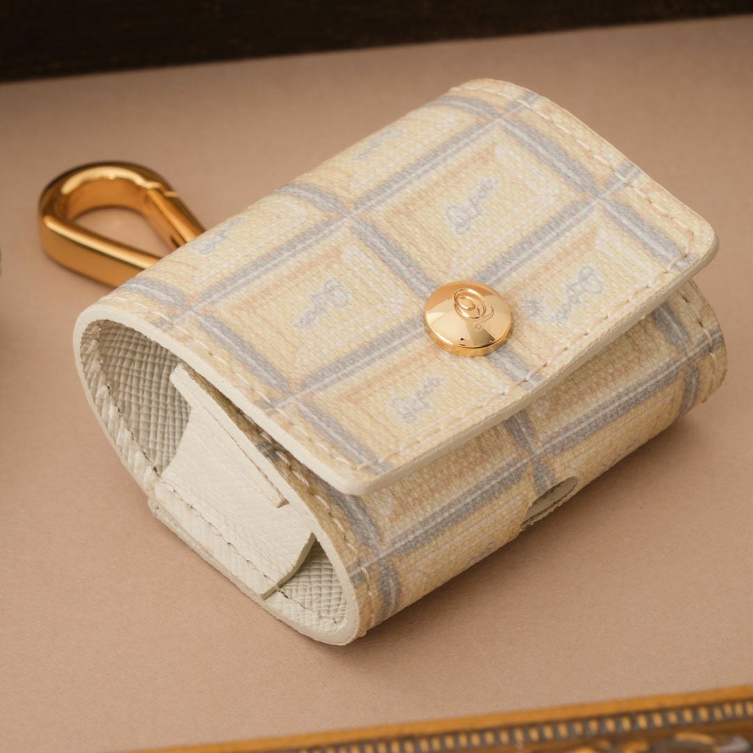 ホワイトチョコレート AirPods Pro ケースAirPods(第3世代)対応 | Q