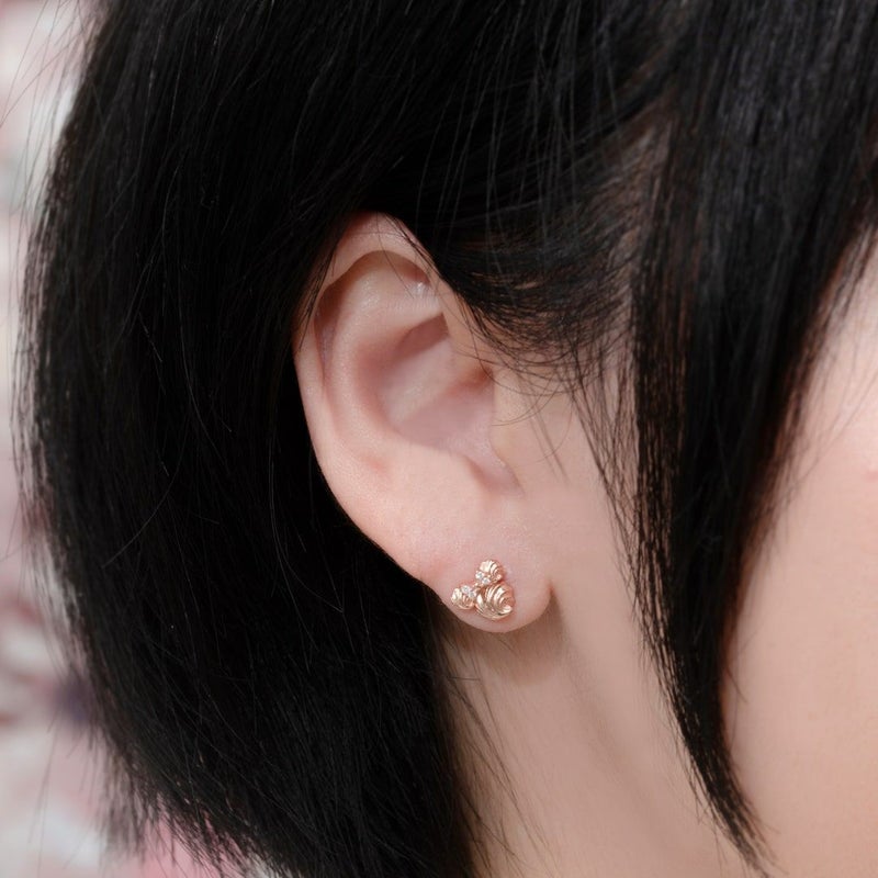 ミニー/ホイップクリーム ピアス(K10)【ディズニー アクセサリー】 | Q 