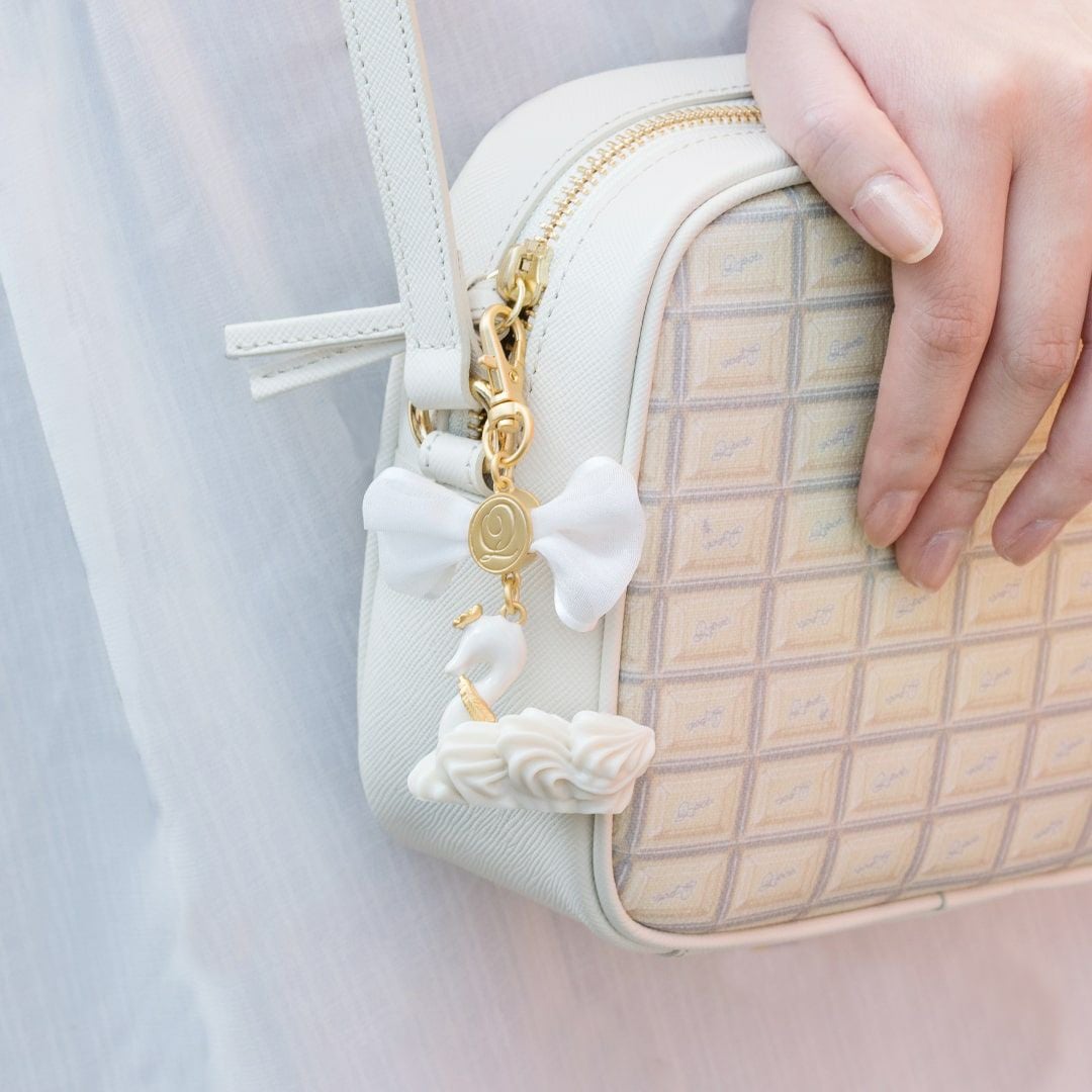 バレエコア スワン ホワイト リボン バッグチャーム