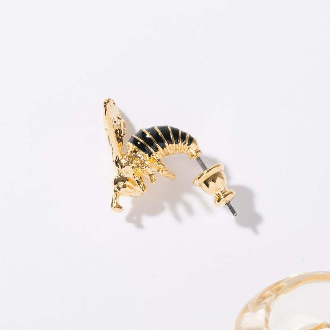 ハチ ノ ヒトサシ ピアス | Q-pot. ONLINE SHOP