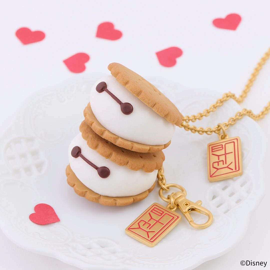 Myaa Sweets 様　不思議の国のアリスクッキーバッグチャーム ベイマックス/スモア バッグチャーム【ディズニー アクセサリー】 | Q