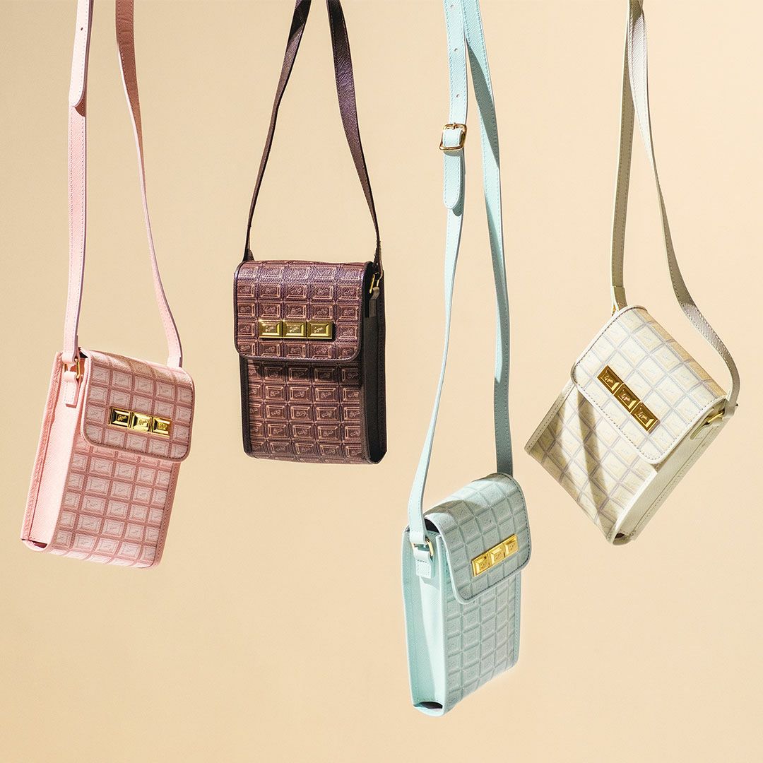 ビターチョコレート スマート バッグ | Q-pot. ONLINE SHOP
