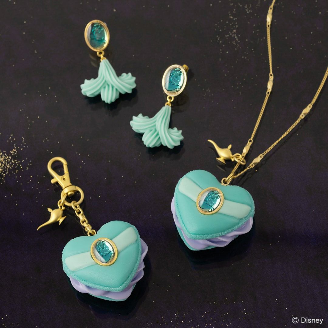 【希少★レア】タグ付き海外パーク品　アラジン　ジャスミン　オーナメント Amazon.co.jp: Hallmark ディズニー ジャスミン アラジン オーナメント