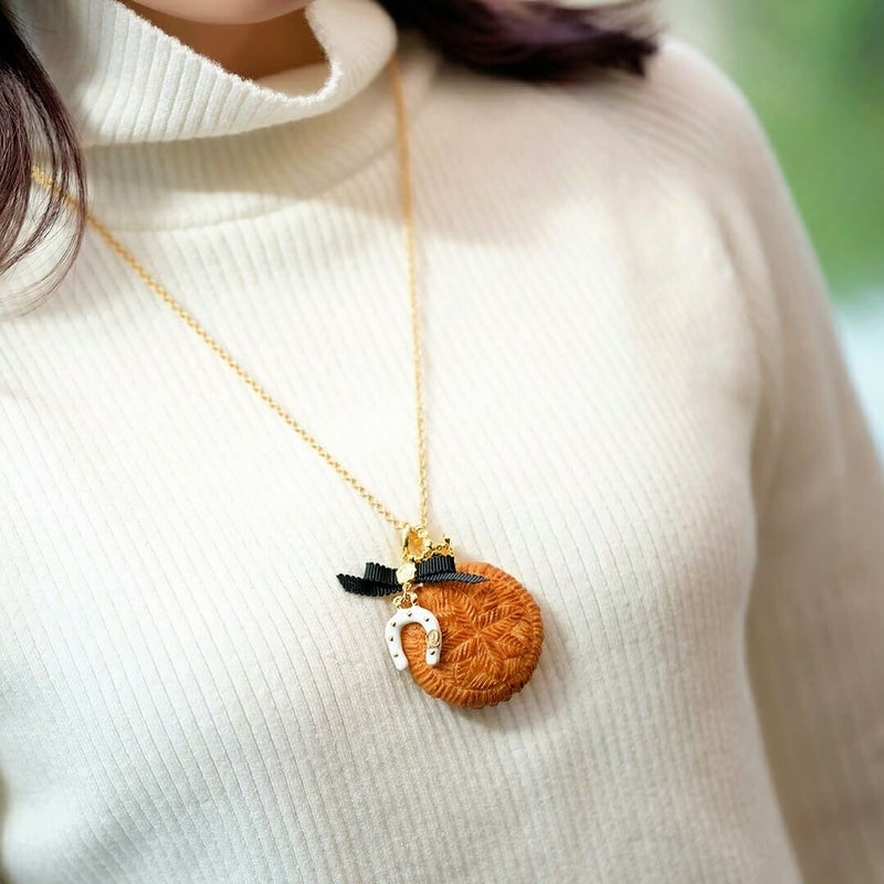 ガレット・デ・ロワ ネックレス | Q-pot. ONLINE SHOP