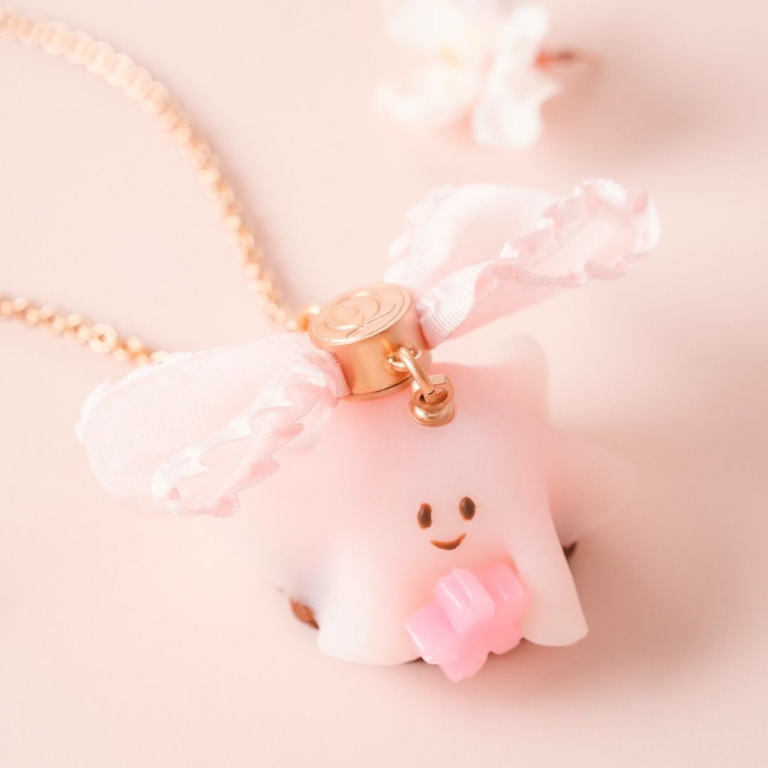 サクラ おばケーキ ネックレス | Q-pot. ONLINE SHOP