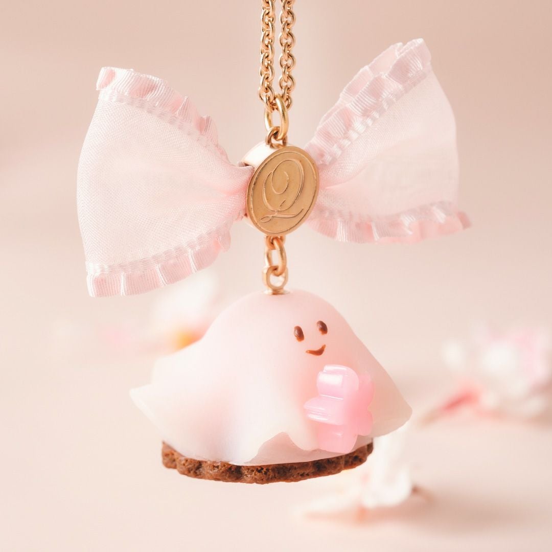 サクラ おばケーキ ネックレス | Q-pot. ONLINE SHOP