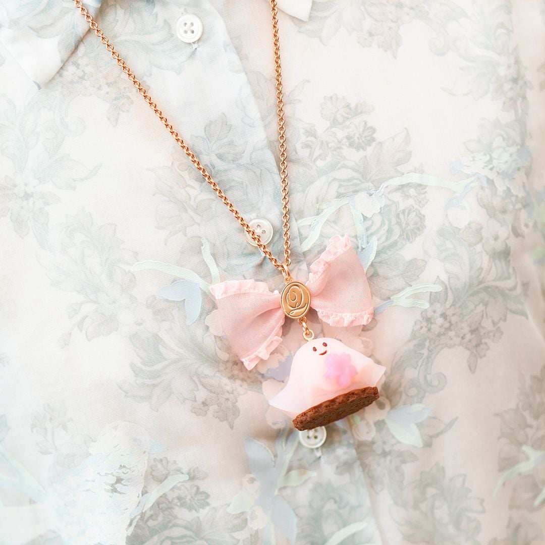 サクラ おばケーキ ネックレス | Q-pot. ONLINE SHOP