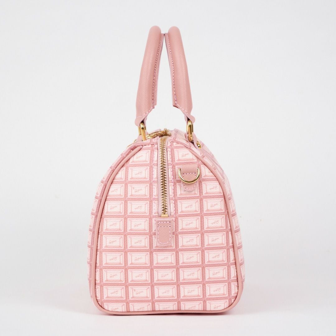 ストロベリーチョコレート ミニボストンバッグ | Q-pot. ONLINE SHOP