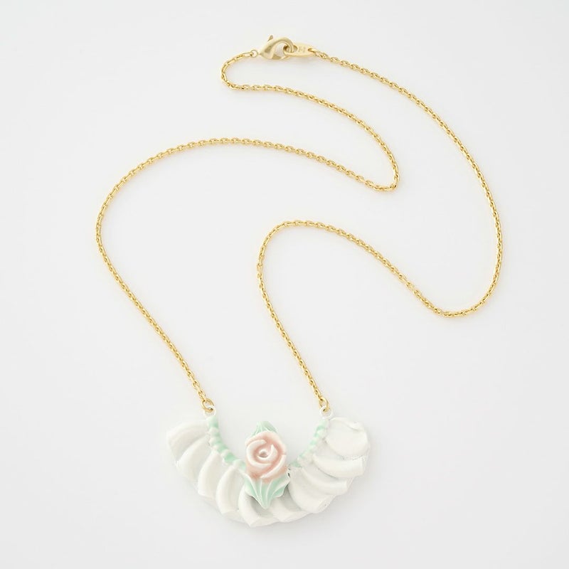 ローズクリーム ネックレス | Q-pot. ONLINE SHOP