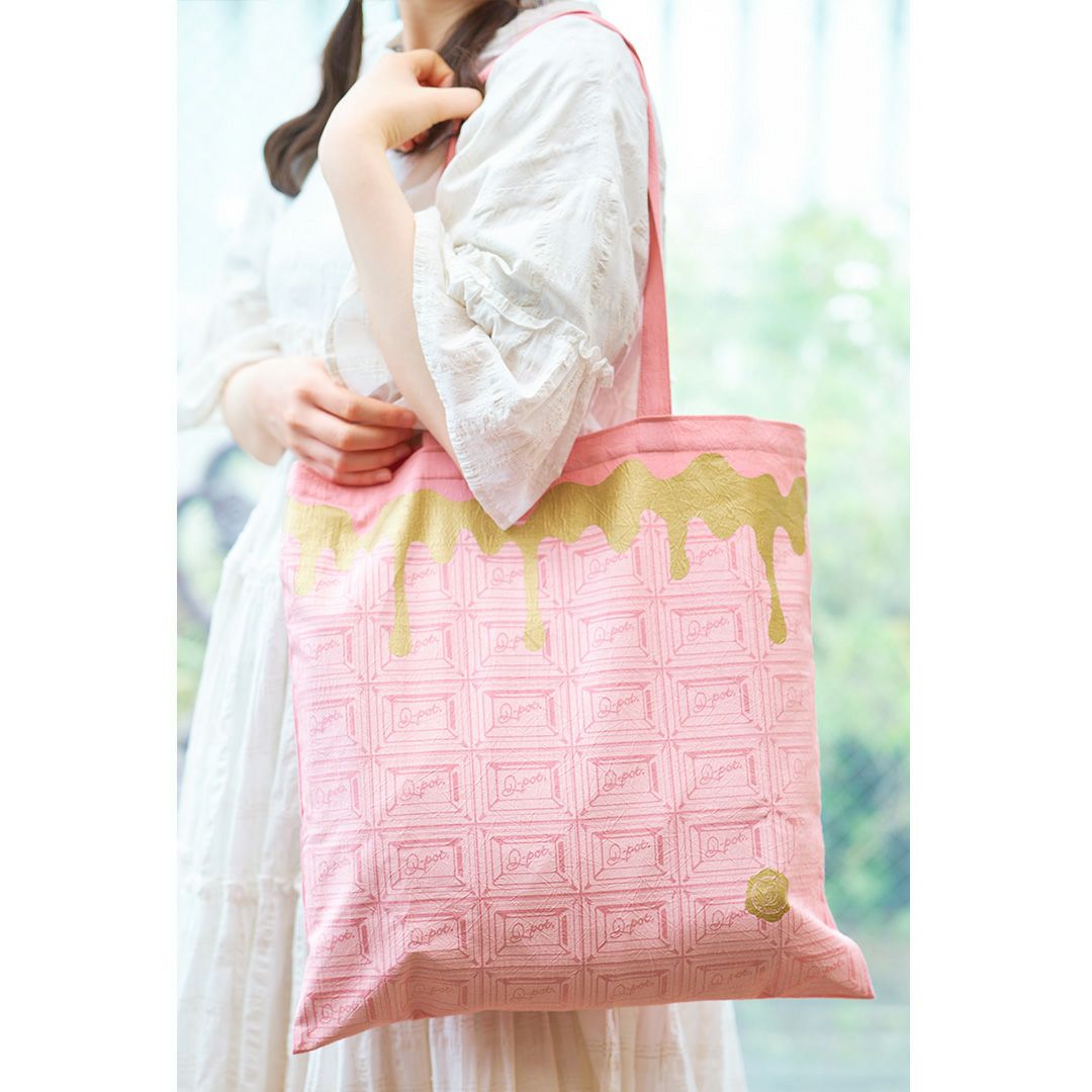ストロベリーチョコレート ワッシャー トートバッグ | Q-pot. ONLINE SHOP