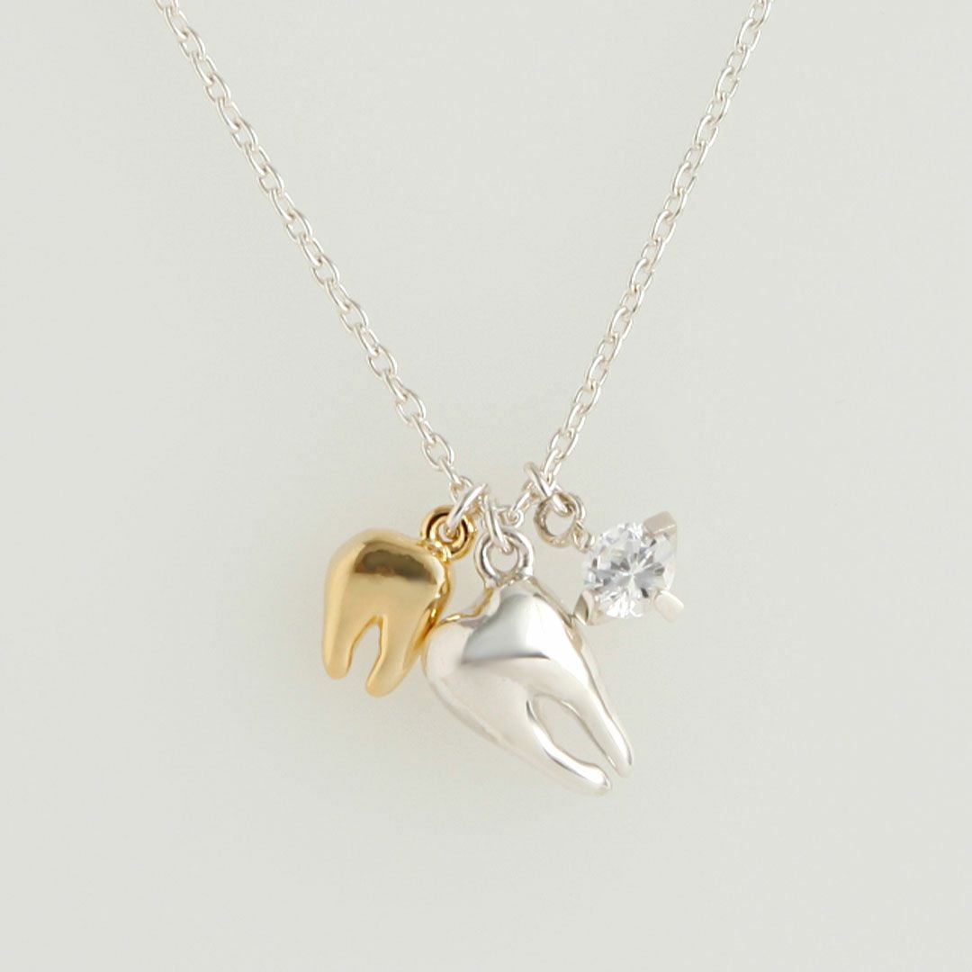 シルバー925】ウィズダムトゥース コンビ ネックレス | Q-pot. ONLINE SHOP