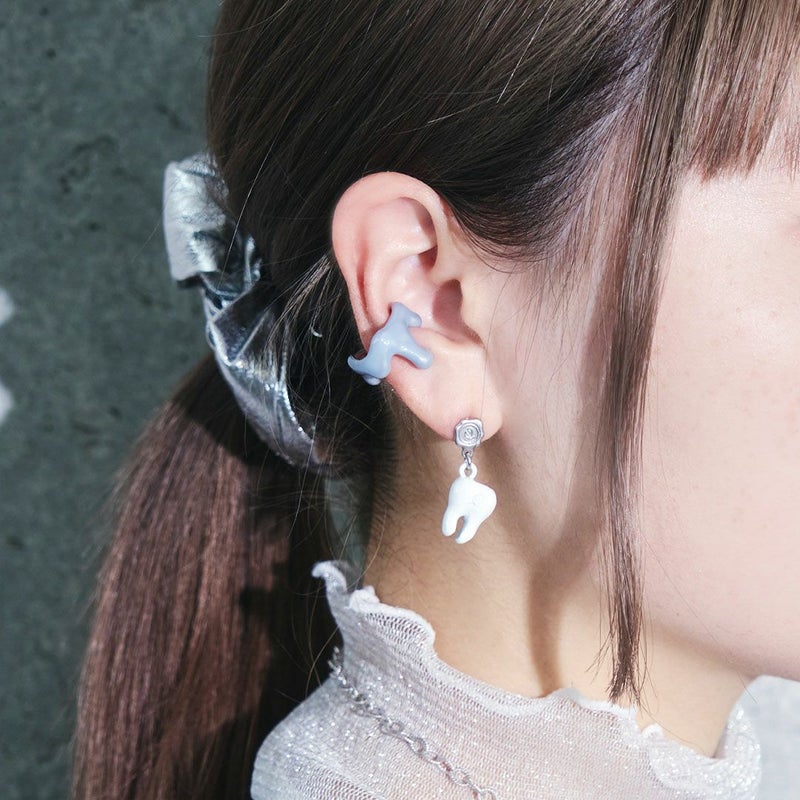白い歯ピアス | Q-pot. ONLINE SHOP