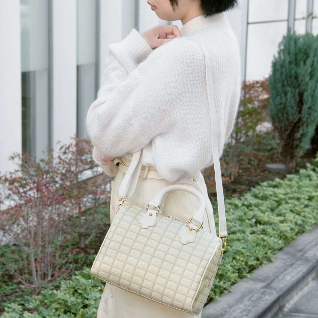 ホワイトチョコレート ミニボストンバッグ | Q-pot. ONLINE SHOP