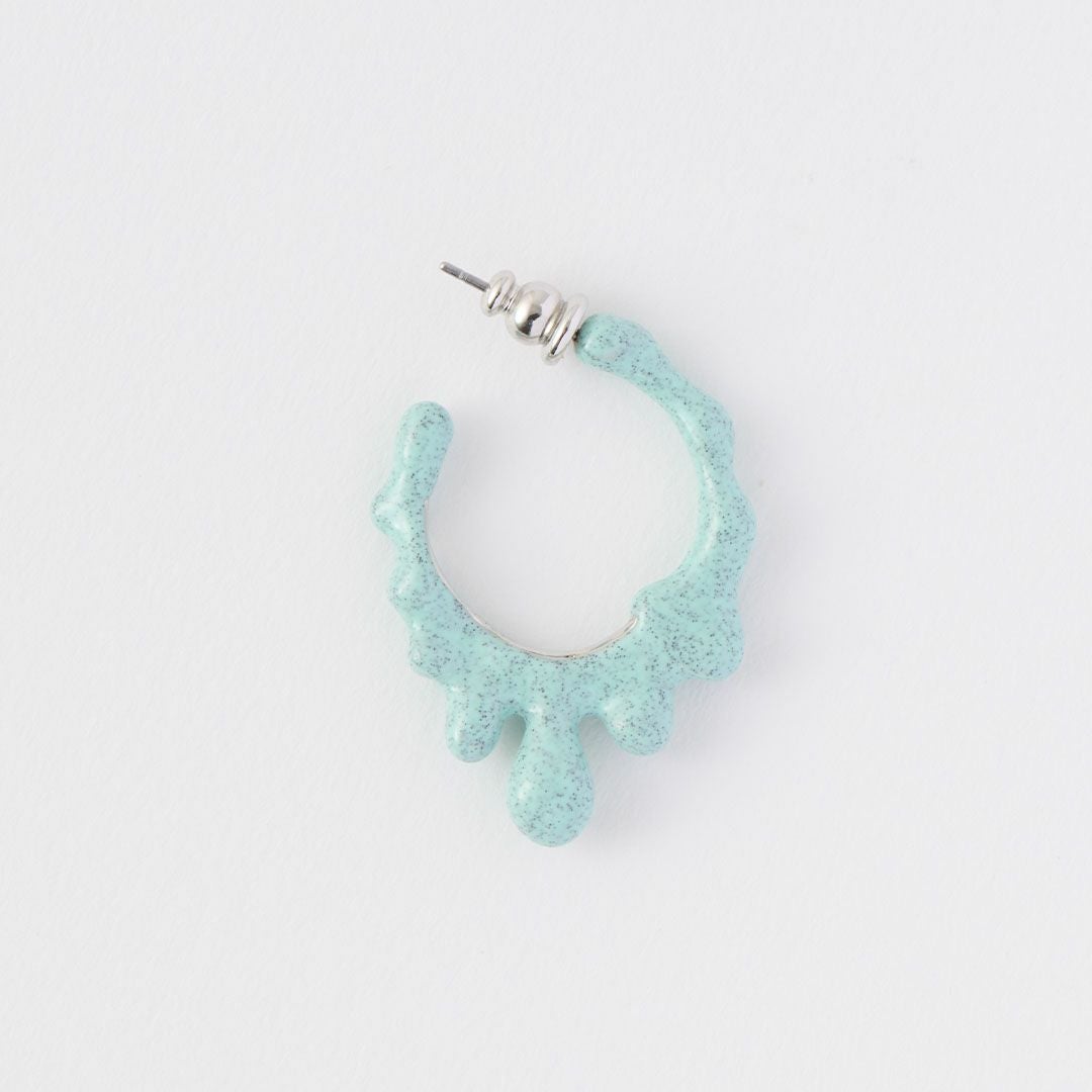 メルティーメルト フープピアス(ミントチョコレート) | Q-pot. ONLINE SHOP