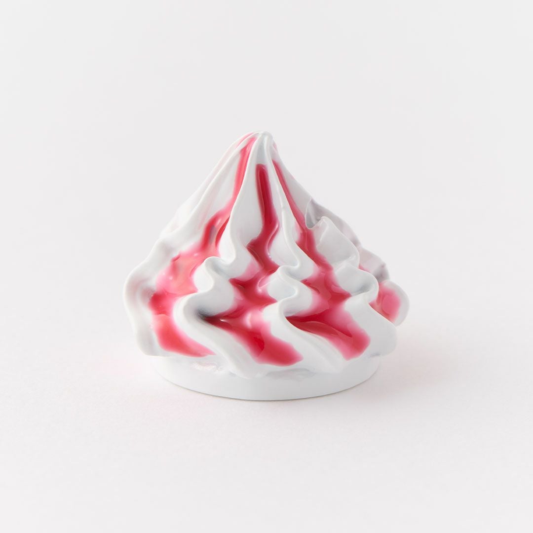 ストロベリーホイップクリーム　トッピングチャーム　ピンク