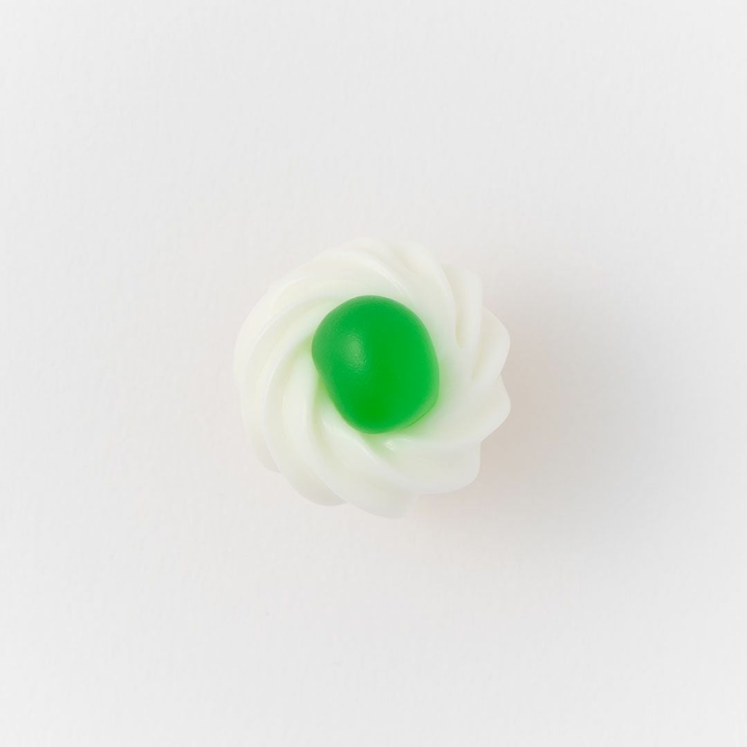 ドレンチェリーケーキ　ピアス
