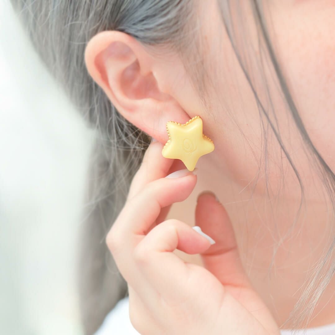 エトワールショコラ 星 ピアス イエロー