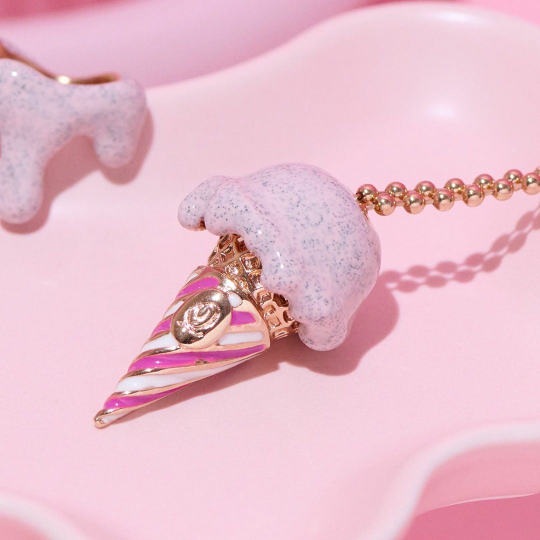 ストロベリーチョコレート　アイス　チャーム