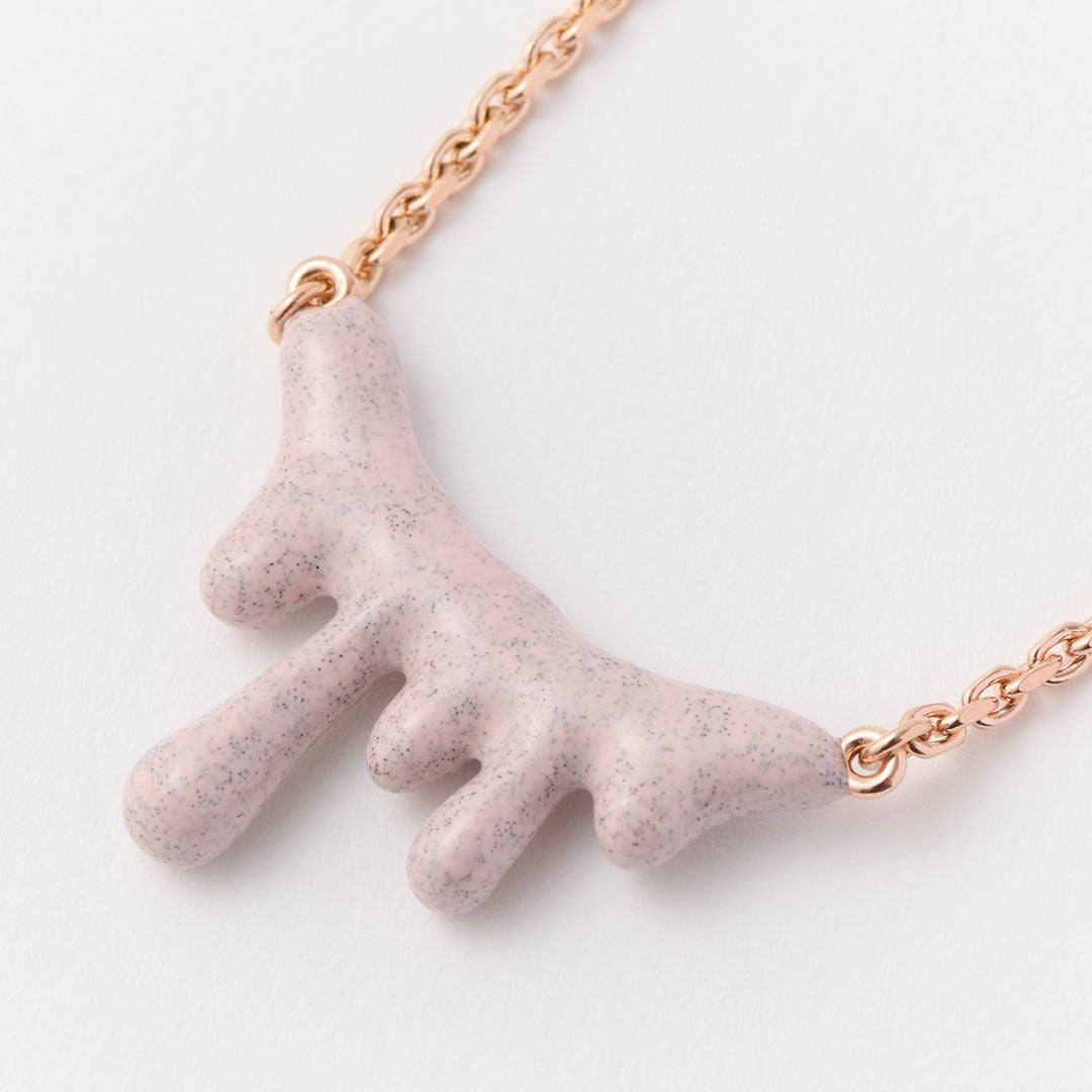 ストロベリーチョコレート　メルト　ネックレス