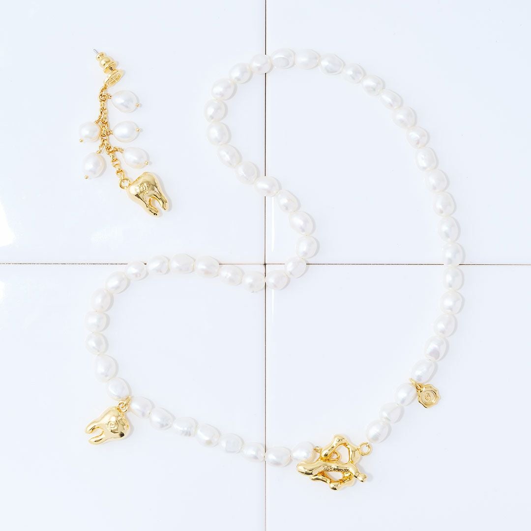 天然石ジュエリー　バロック淡水パール　金歯　ピアス