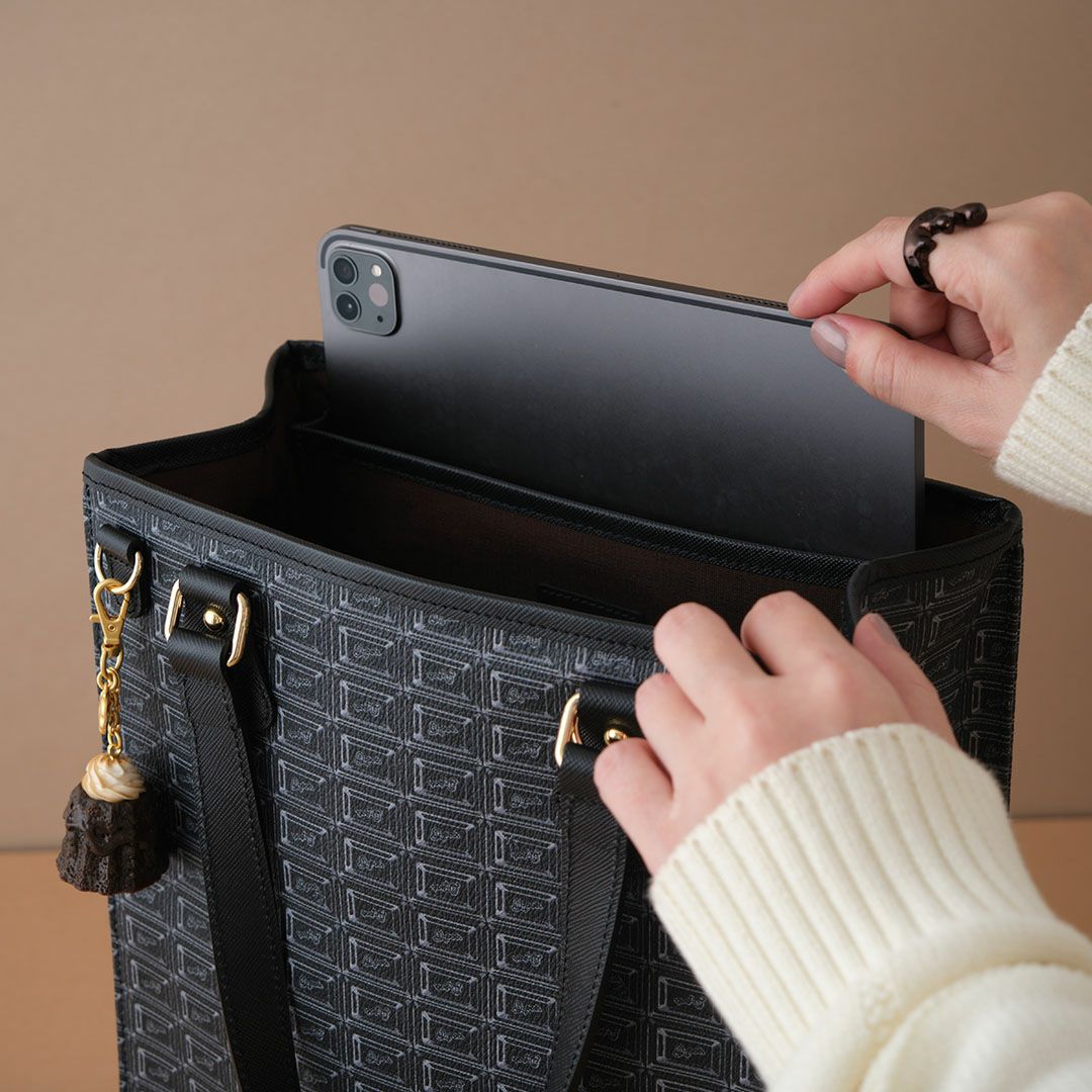 ブラックチョコレート スクエアトートバッグ | Q-pot. ONLINE SHOP