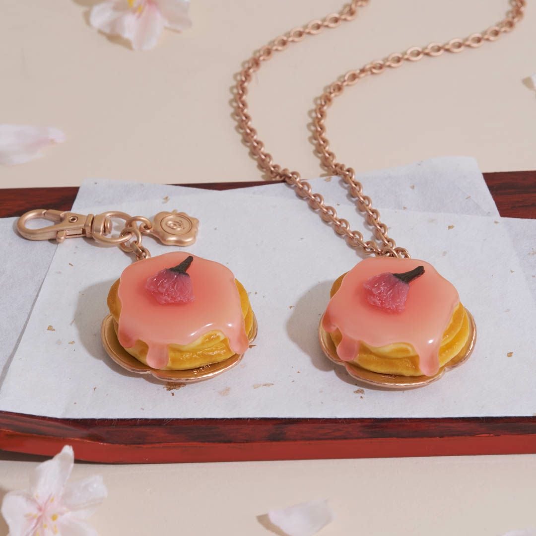サクラ シロップ パンケーキ バッグチャーム | Q-pot. ONLINE SHOP