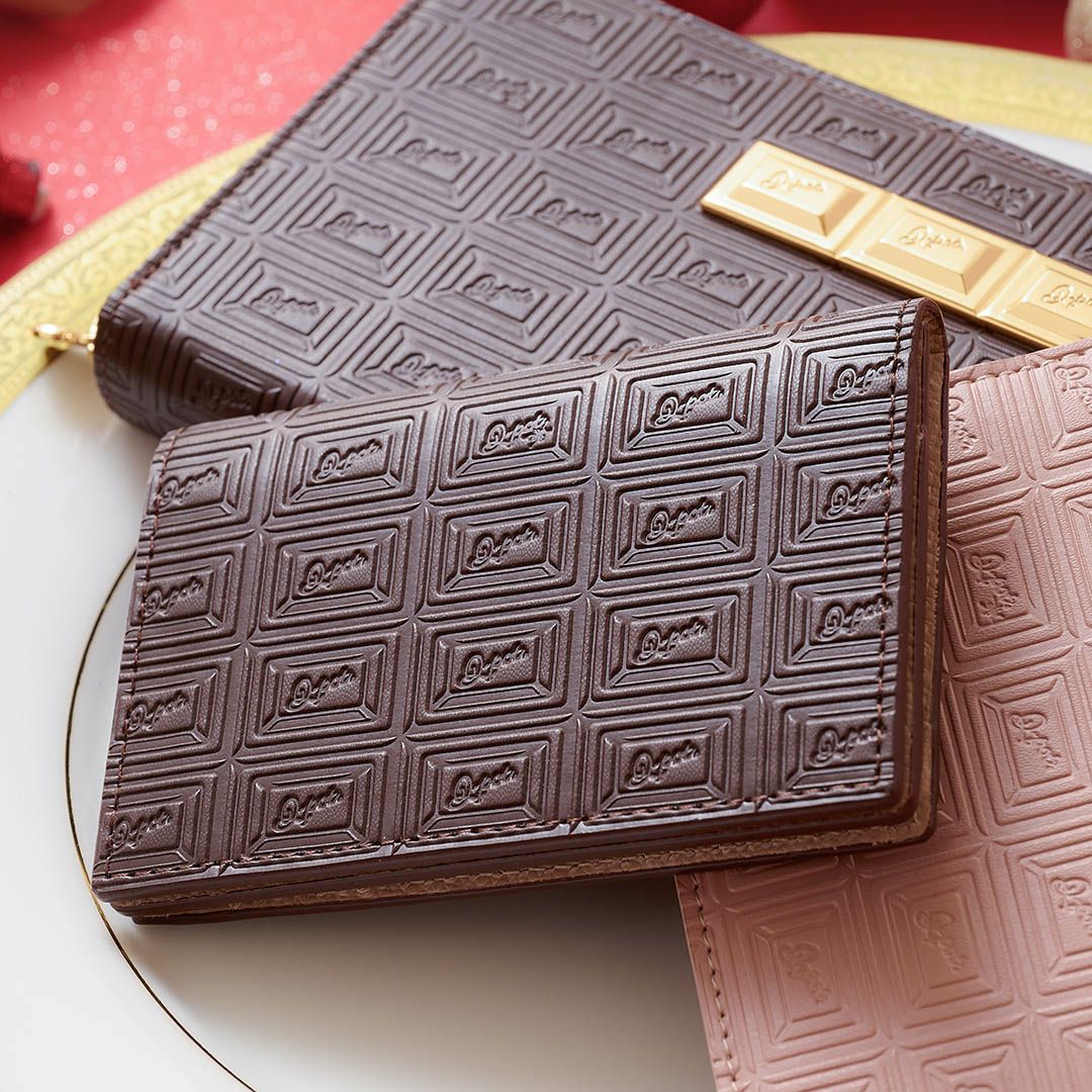 Q-pot 板チョコ カードケース 名刺入れ ビターチョコレートバー カードケース（名刺入れ） | Q-pot. ONLINE SHOP