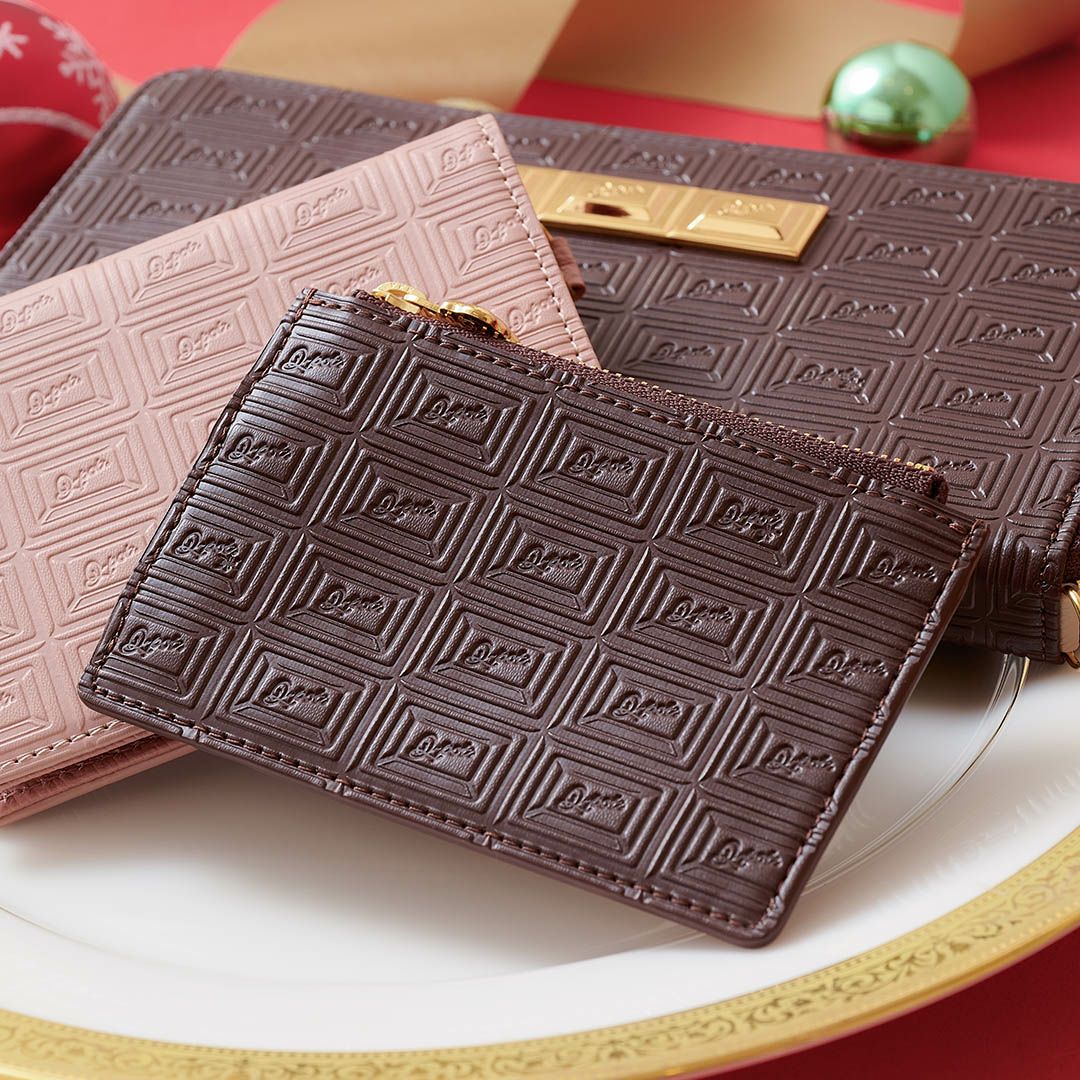 ビターチョコレートバー フラグメントケース（財布） | Q-pot. ONLINE SHOP
