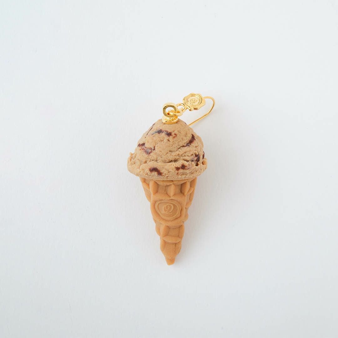 ミニダブルチョコレート アイスクリーム ピアス | Q-pot. ONLINE SHOP