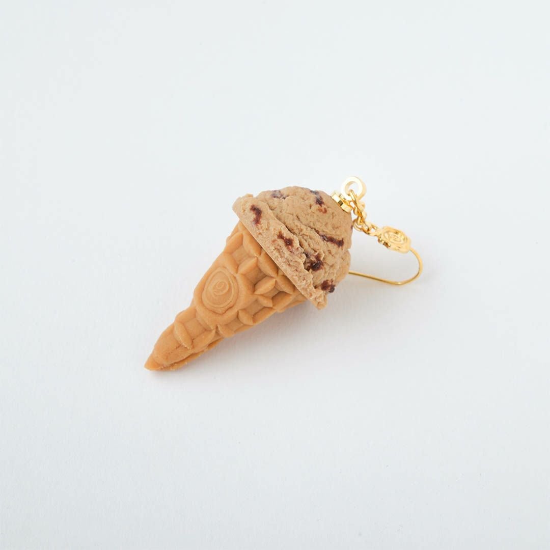 ミニダブルチョコレート アイスクリーム ピアス | Q-pot. ONLINE SHOP