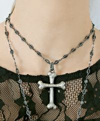 ボーン クロス ネックレス (アンティークシルバー) | Q-pot. ONLINE SHOP