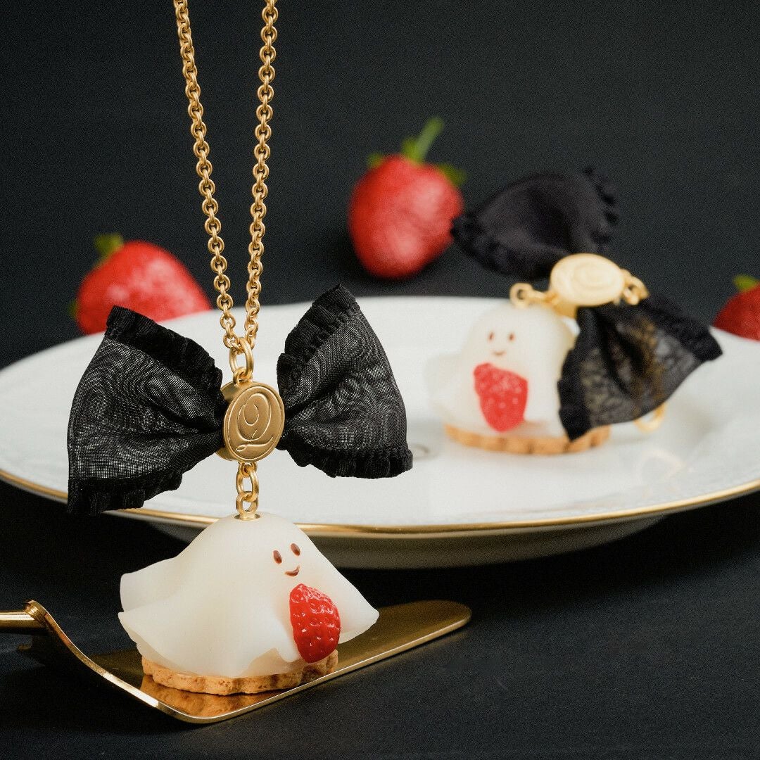 イチゴ おばケーキ バッグチャーム | Q-pot. ONLINE SHOP