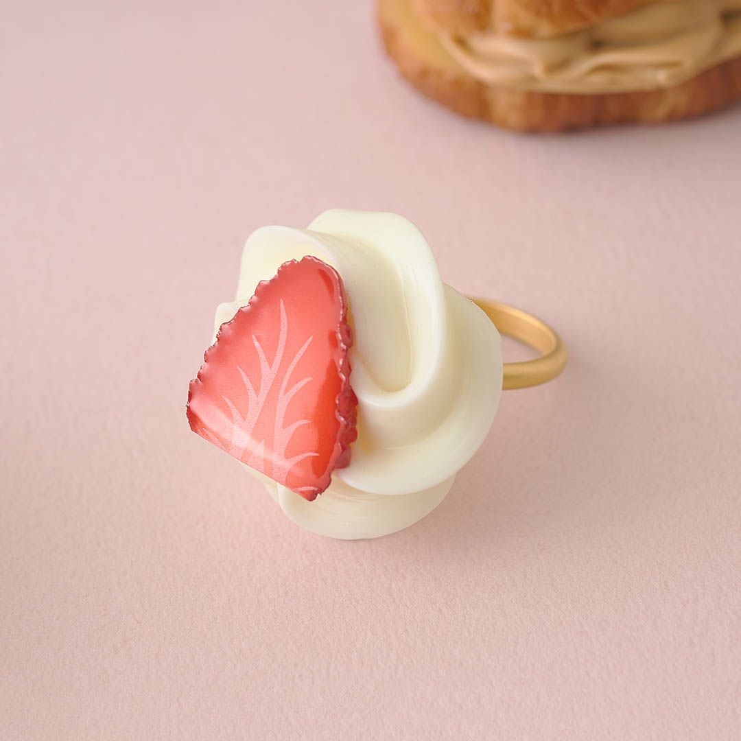 ホイップクリーム＆ストロベリー リング | Q-pot. ONLINE SHOP