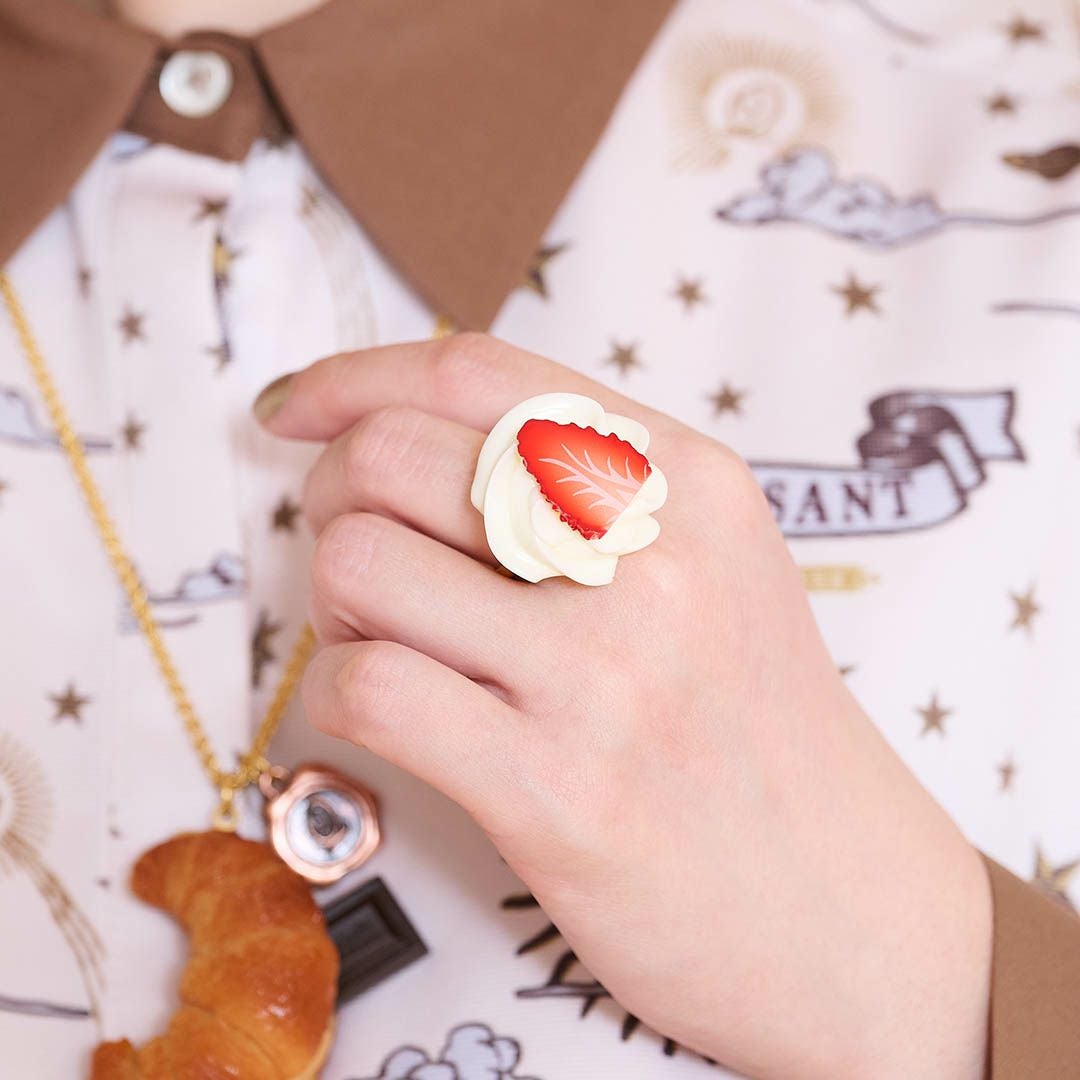 ホイップクリーム＆ストロベリー リング | Q-pot. ONLINE SHOP
