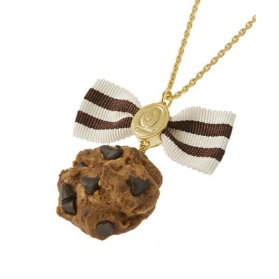 チョコレートチップ リボンクッキー ネックレス | Q-pot. ONLINE SHOP