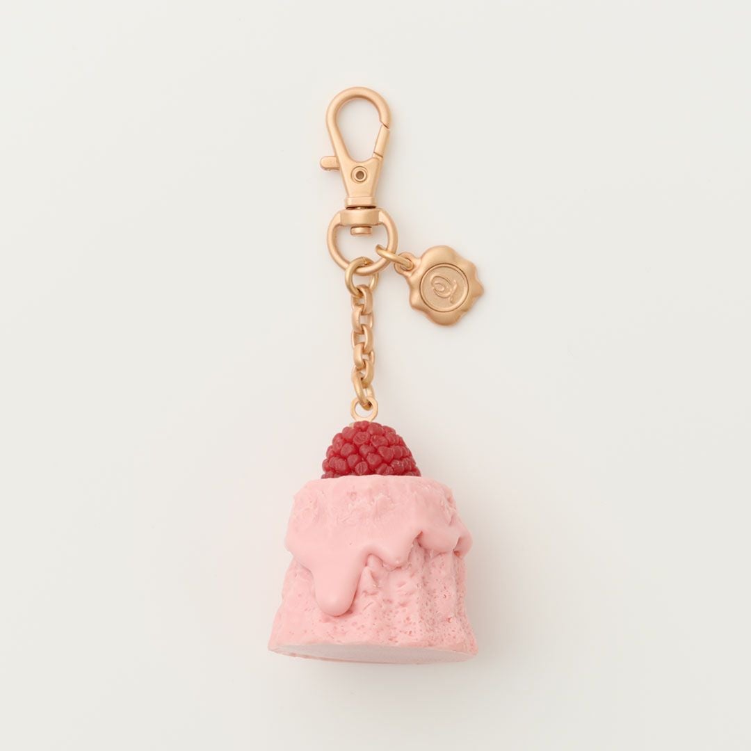 ストロベリーカヌレ バッグチャーム | Q-pot. ONLINE SHOP