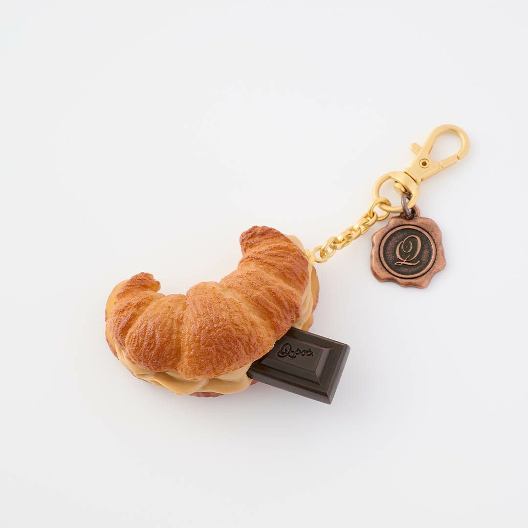 チョコレートクロワッサン スイーツサンド バッグチャーム | Q-pot