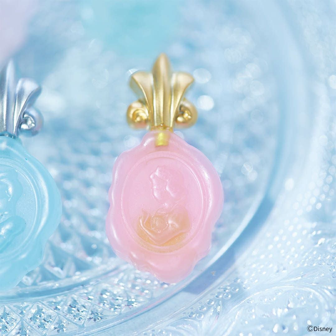 Q-pot. 白雪姫　アップルマカロン　バッグチャーム 白雪姫 /アップルマカロンバッグチャーム【ディズニー アクセサリー