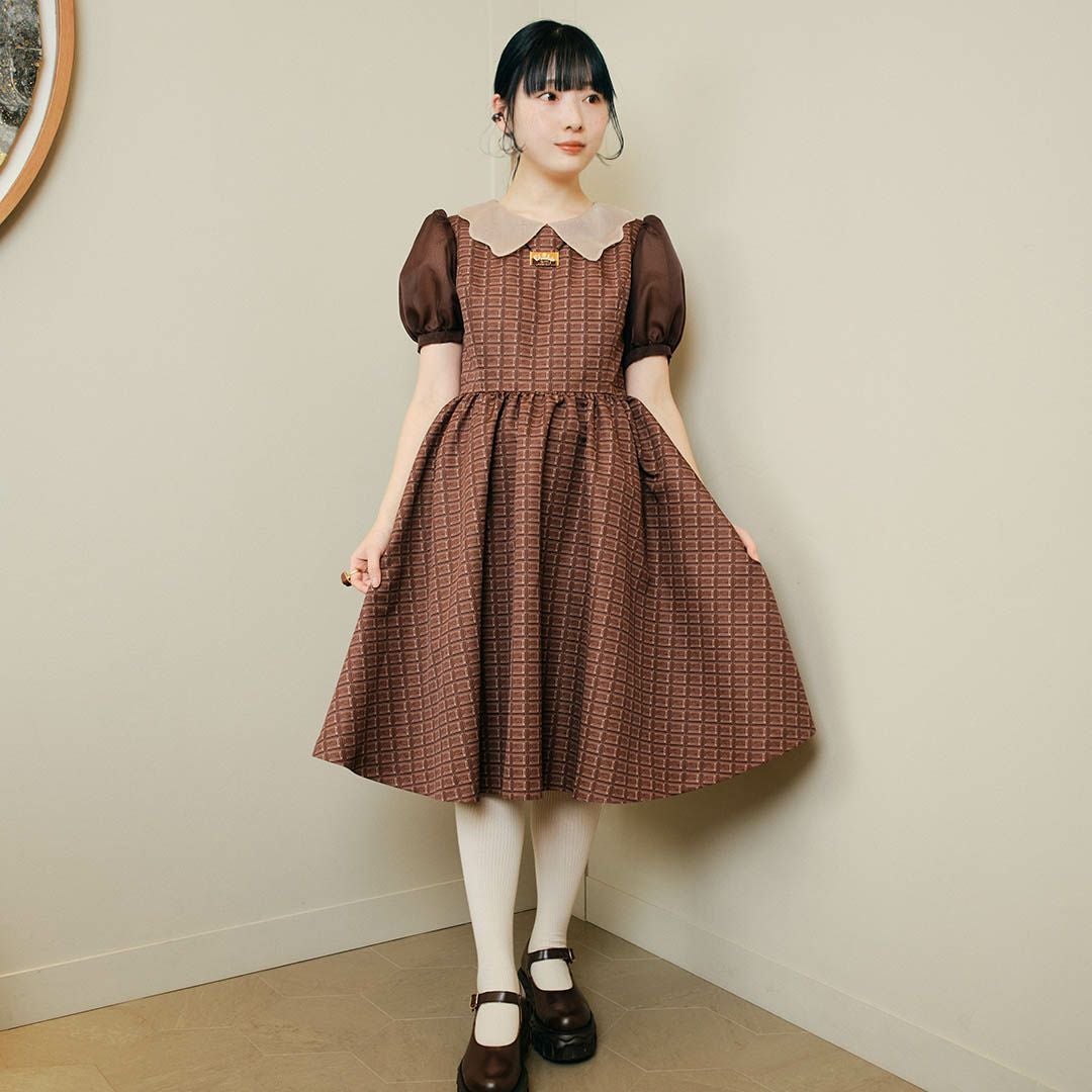 チョコレート パフスリーブドレス | Q-pot. ONLINE SHOP