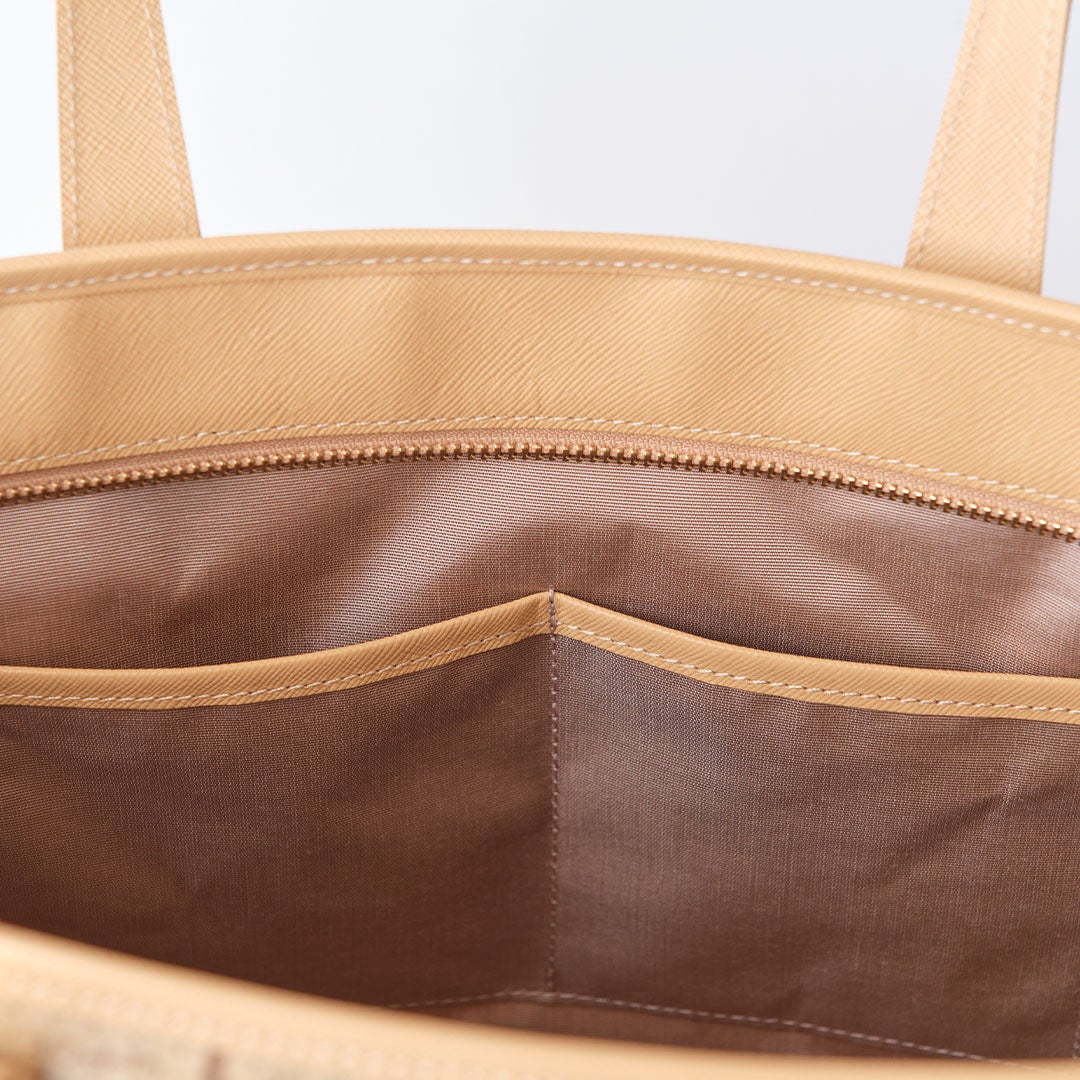 ミルクビスケット ジップ トートバッグ | Q-pot. ONLINE SHOP