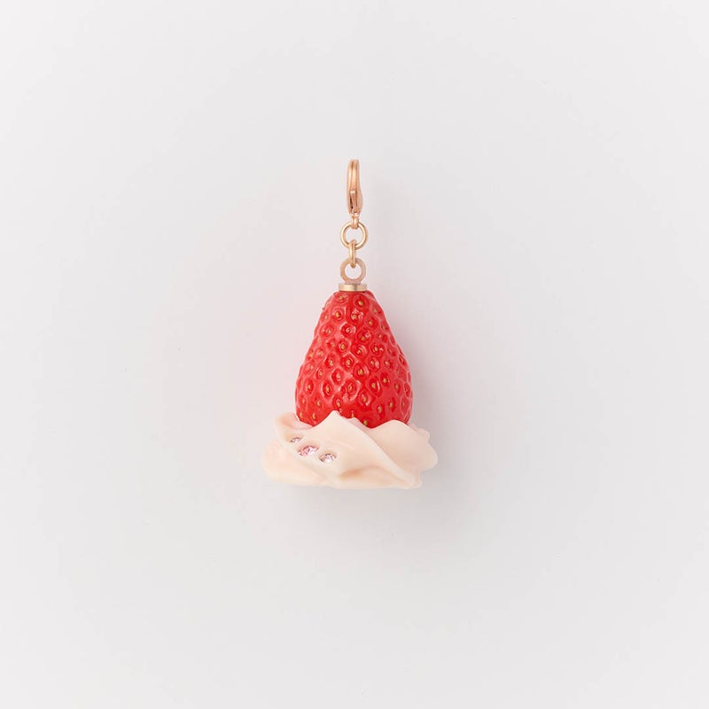 フレッシュストロベリー チャーム（ピンク） | Q-pot. ONLINE SHOP
