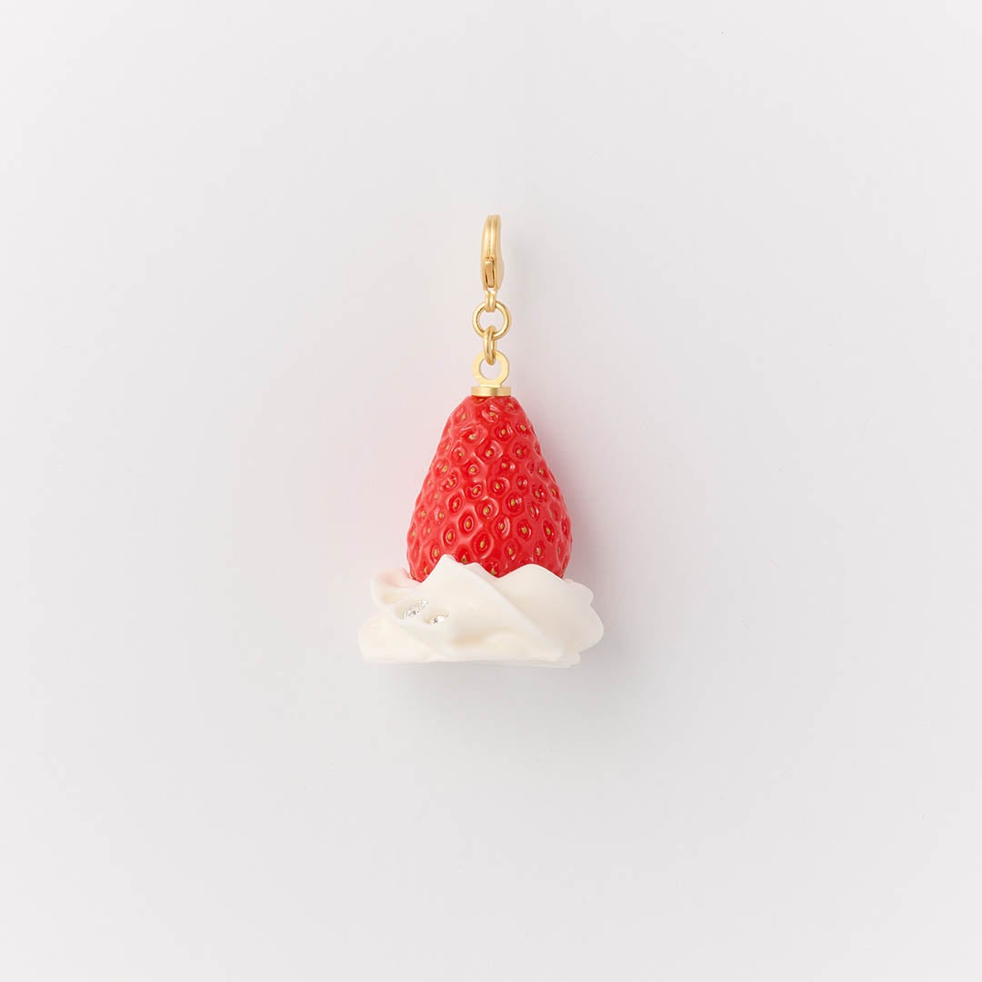 フレッシュストロベリー チャーム（ホワイト） | Q-pot. ONLINE SHOP