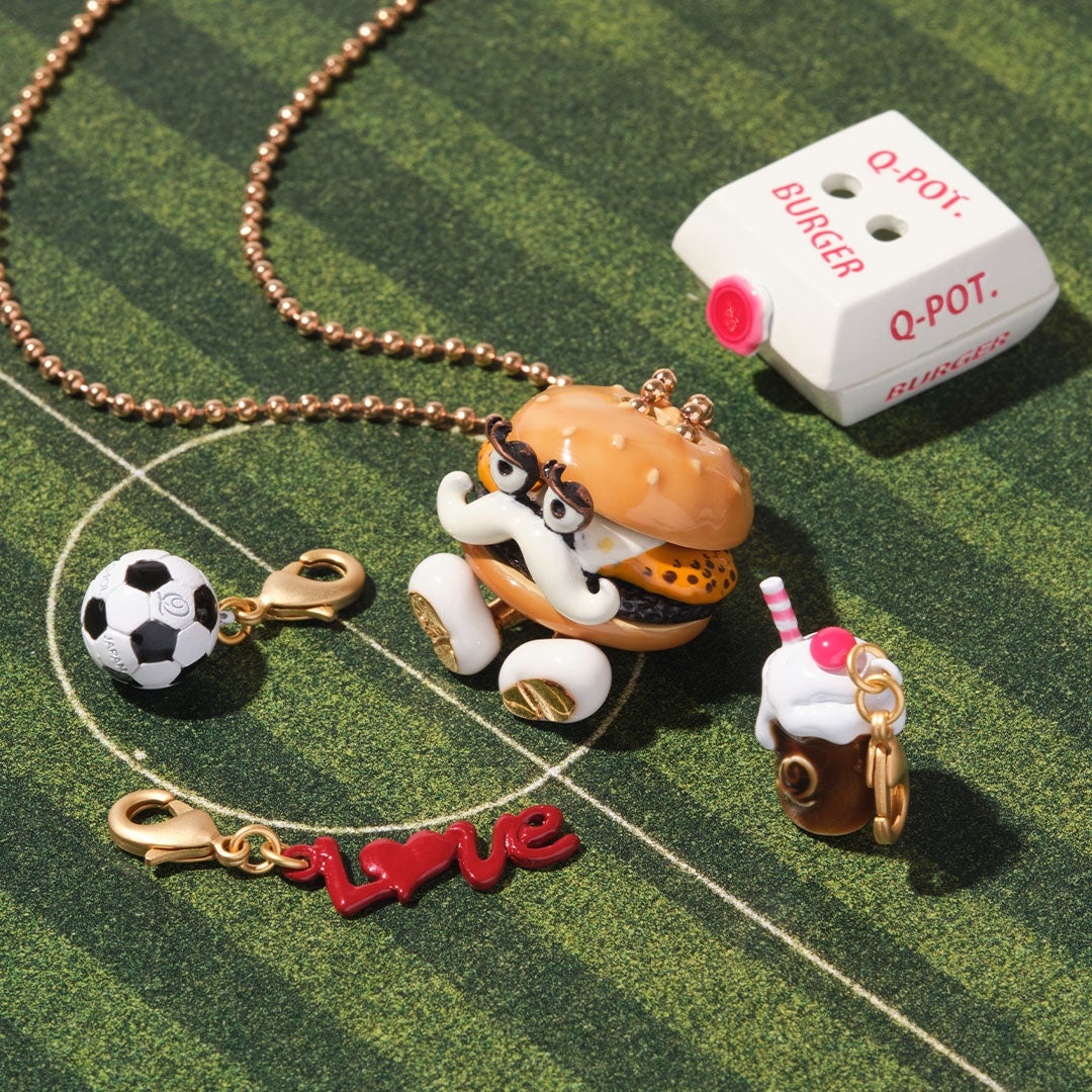 サッカーボール チャーム | Q-pot. ONLINE SHOP