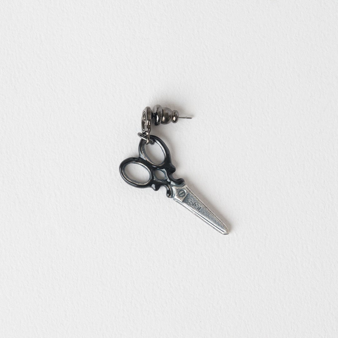 CHANEL ハサミ型ピアス（片耳） ハサミ ピアス（片耳） | Q-pot. ONLINE SHOP